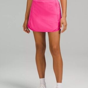 Lululemon Hotty Hot High Rise Skirt Size 8